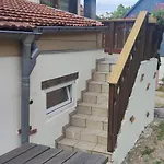 La Prune Familiale Apartment *